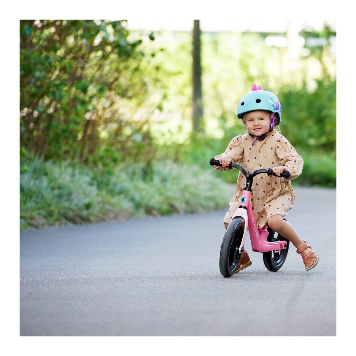 large Micro Balance Bike Lite Flamingo Pink 5 e1753969657183