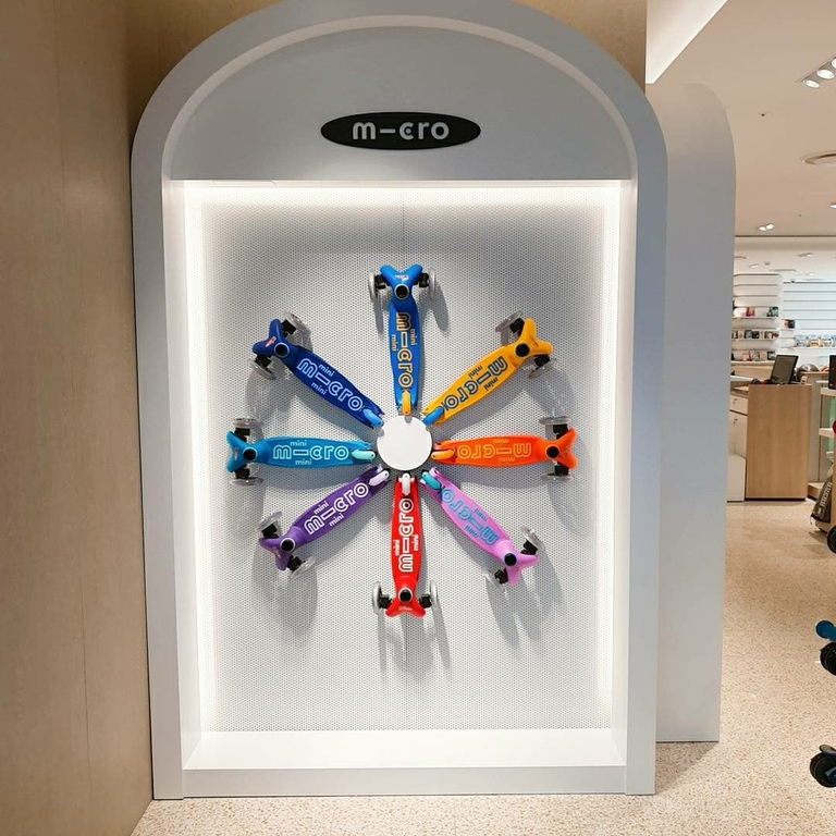 medium Hyundai Department Store Seoul Korea 2021