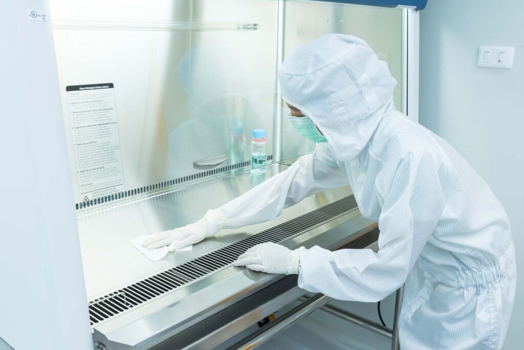 TIDDOX Cleanroom Wipes: High-Performance Wiping Solutions for Critical Environments
