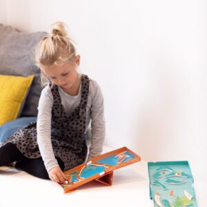 Scratch Europe Magnetic Marble Run and Puzzle