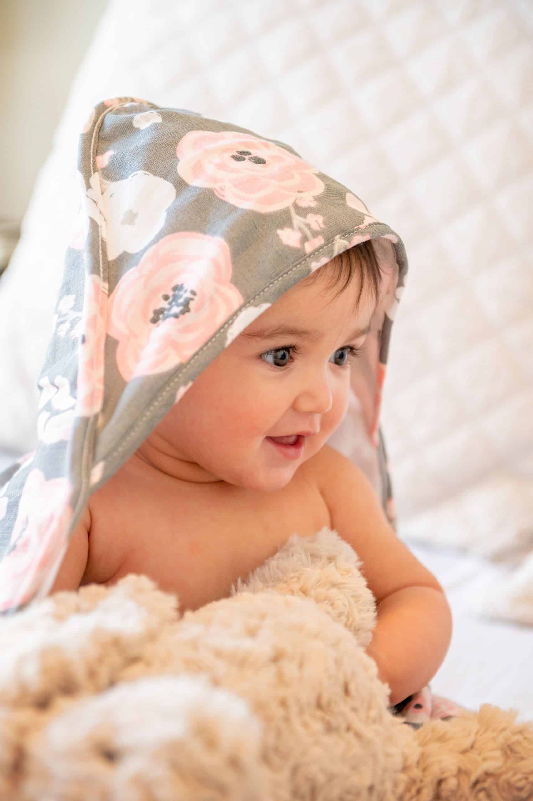 Baby-Hooded-Towel-04-scaled-1.jpg